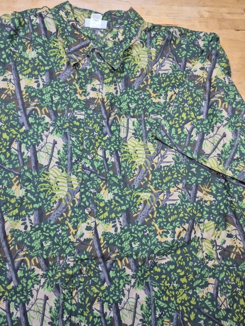 Bushlan Men's Jungle Print Button Down XXL Like New